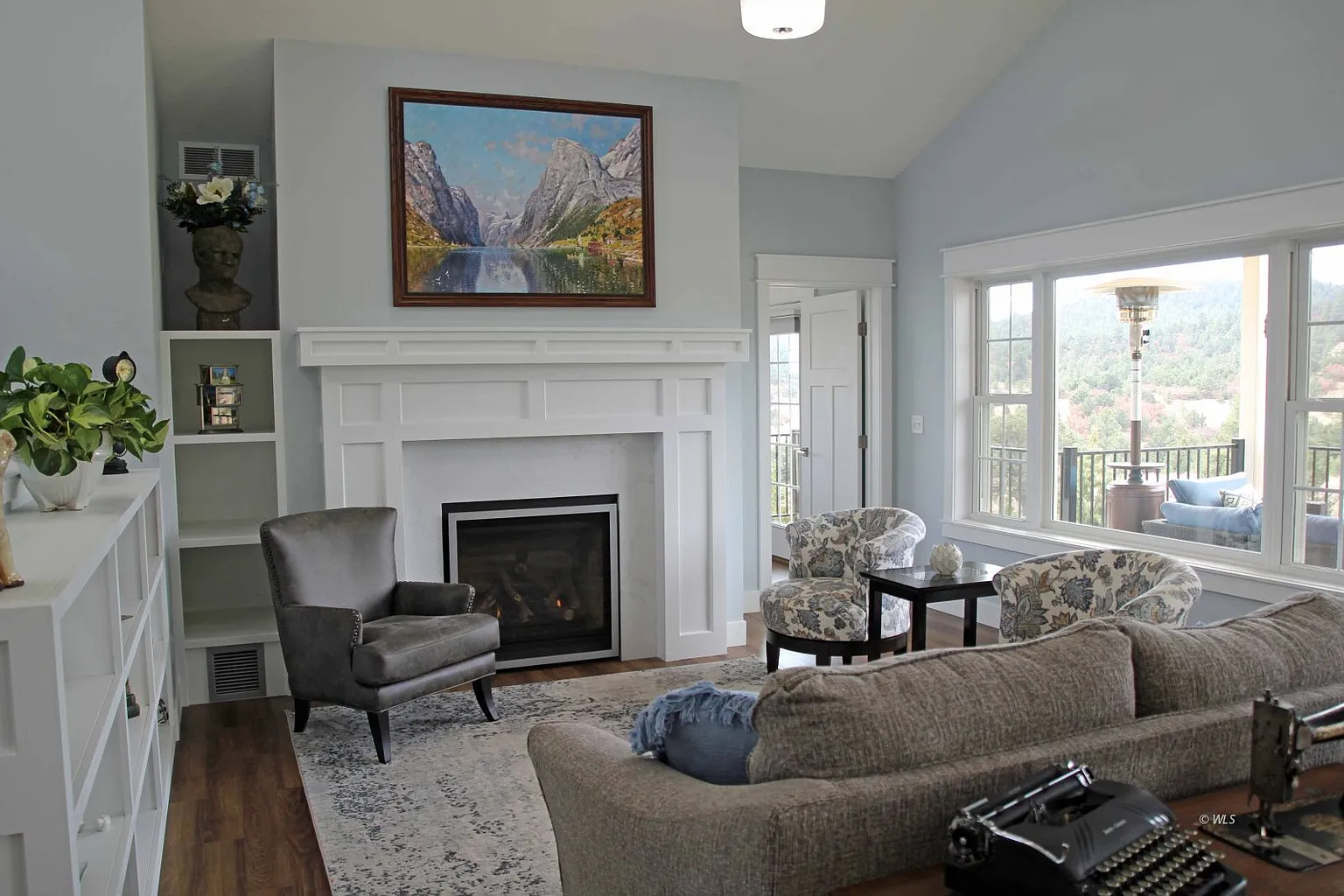 PL-Main level living room